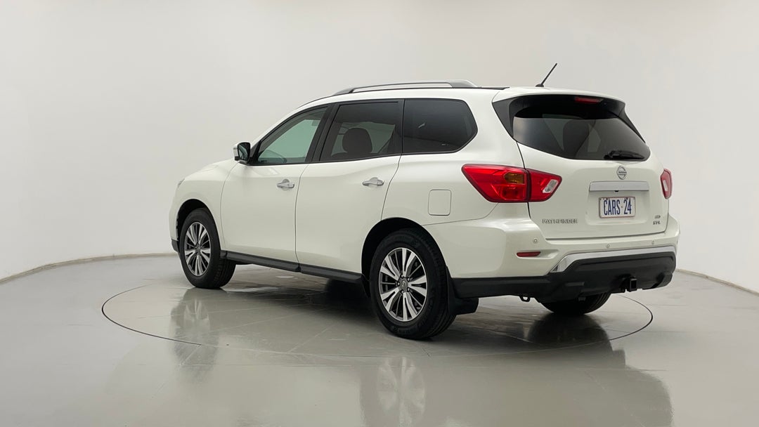 Left Back Diagonal (45- Degree) View