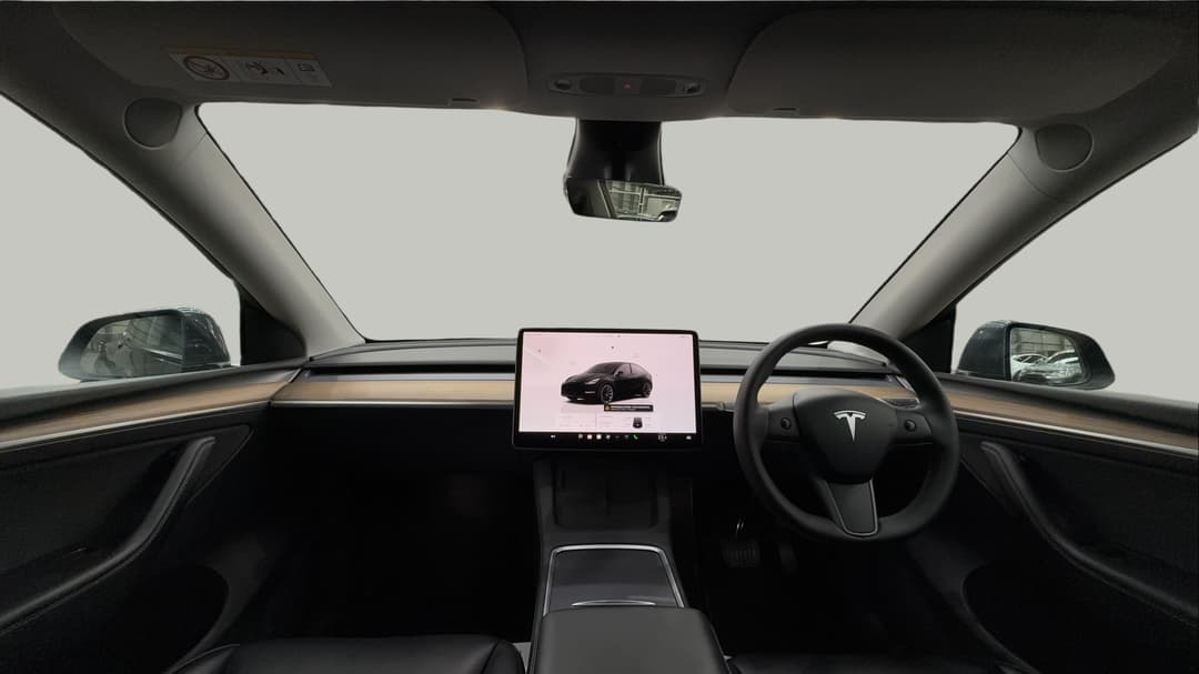 2023 Tesla Model Y Rear-wheel Drive, Automatic, 72983 km, Dashboard View