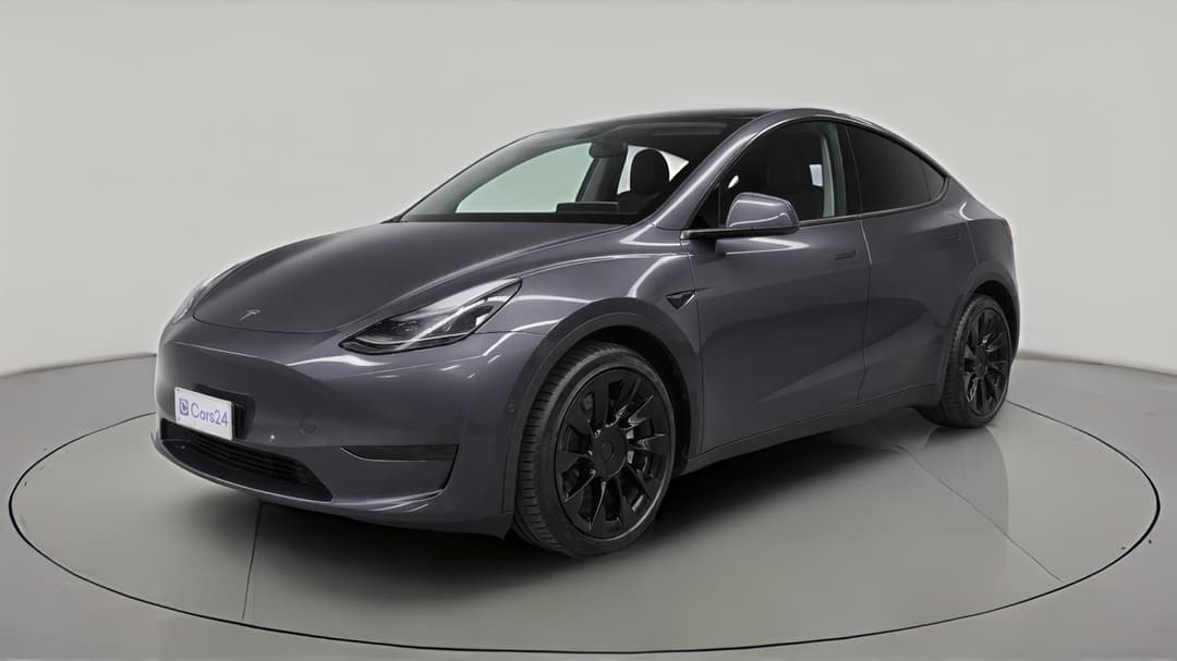 2023 Tesla Model Y Rear-wheel Drive, Automatic, 72983 km, Left Front Diagonal (45- Degree) View