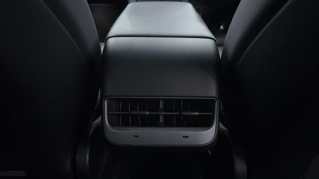 2023 Tesla Model Y Rear-wheel Drive, Automatic, 72983 km, Rear A/C Vent