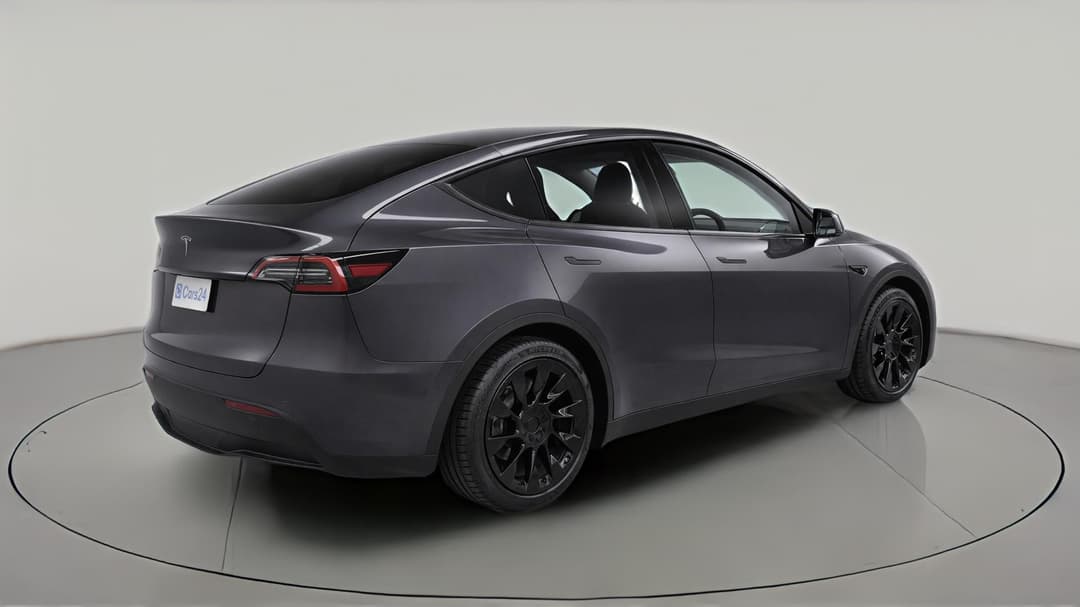 2023 Tesla Model Y Rear-wheel Drive, Automatic, 72983 km, Right Back Diagonal (45- Degree) View