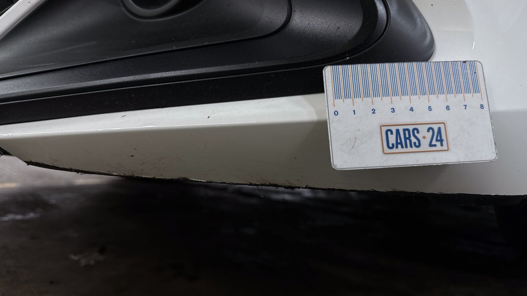 2024 Toyota Corolla Ascent Sport + Conv Pk Hybrid, Automatic, 25035 km, Bumper Front Scratch