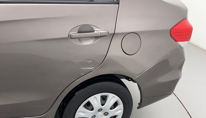 2015 Honda Amaze 1.2L I-VTEC S, Petrol, Manual, 77,720 km, Left quarter panel - Paint has minor damage