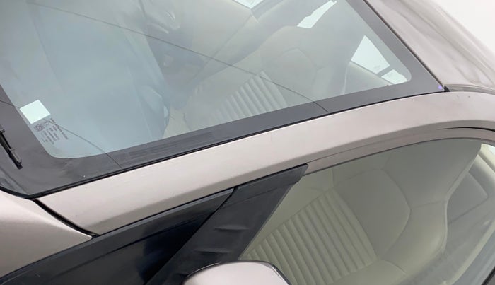 2015 Honda Amaze 1.2L I-VTEC S, Petrol, Manual, 77,720 km, Left A pillar - Slightly dented