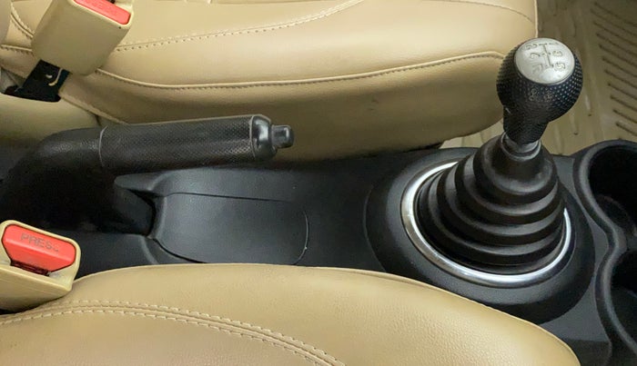 2015 Honda Amaze 1.2L I-VTEC S, Petrol, Manual, 77,720 km, Gear Lever