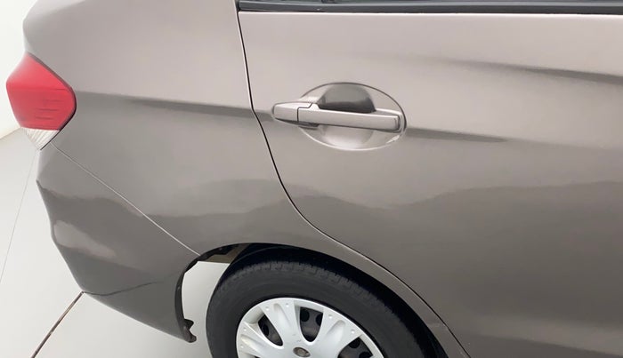2015 Honda Amaze 1.2L I-VTEC S, Petrol, Manual, 77,720 km, Right quarter panel - Minor scratches