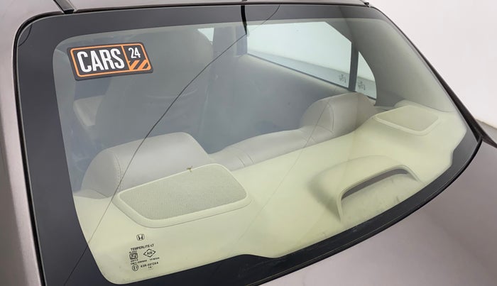 2015 Honda Amaze 1.2L I-VTEC S, Petrol, Manual, 77,720 km, Rear windshield - Minor spot on windshield