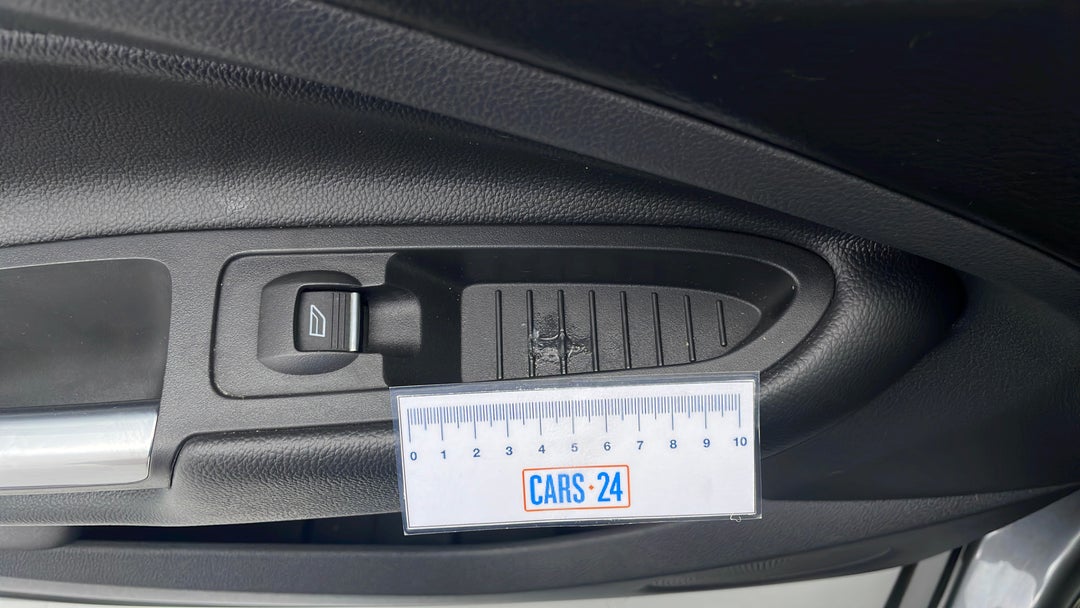 Doors Front LHS Lining broken / damaged