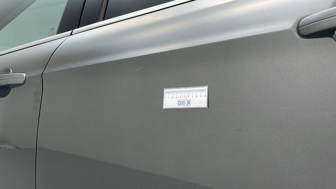 Doors Rear LHS Scratch