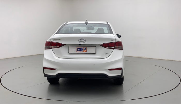 2018 Hyundai Verna 1.6 SX VTVT AT (O), Petrol, Automatic, 15,956 km, Back/Rear