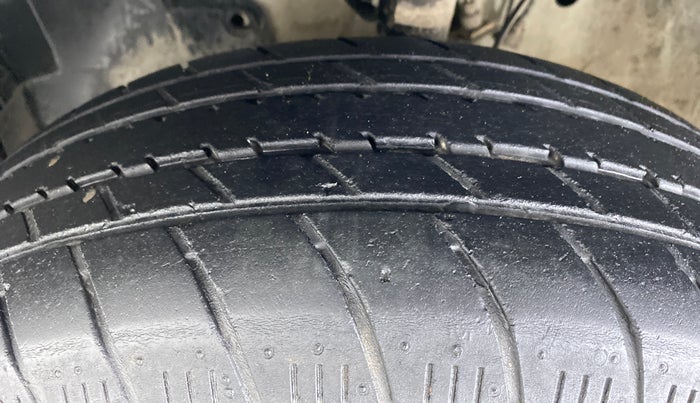 2018 Honda Amaze 1.2L I-VTEC S, Petrol, Manual, 52,212 km, Left Front Tyre Tread