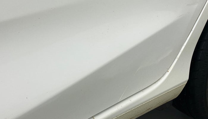 2018 Honda Amaze 1.2L I-VTEC S, Petrol, Manual, 52,212 km, Rear left door - Slightly dented