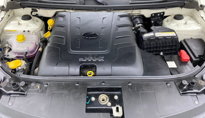 2020 Mahindra XUV500 W7 FWD, Diesel, Manual, 18,613 km, Open Bonet