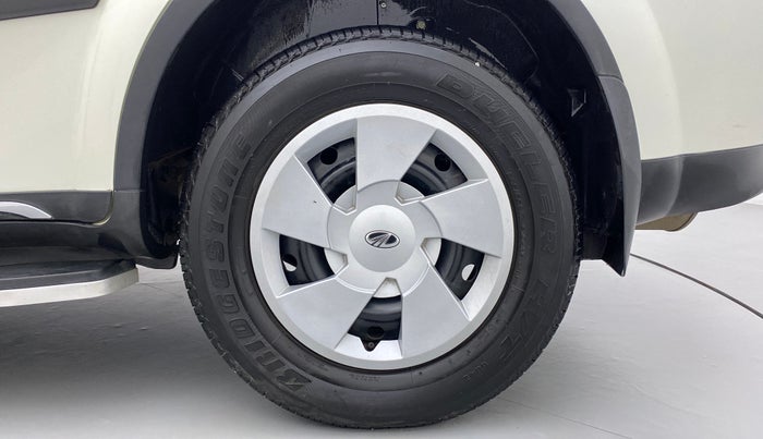 2020 Mahindra XUV500 W7 FWD, Diesel, Manual, 18,613 km, Left Rear Wheel