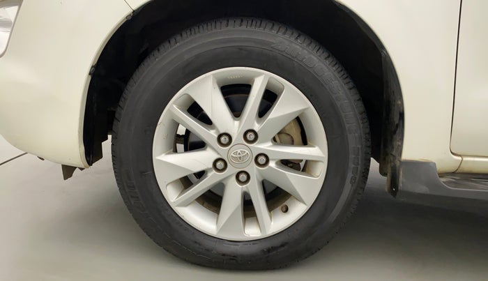 2020 Toyota Innova Crysta 2.4 VX 7 STR, Diesel, Manual, 47,338 km, Left Front Wheel
