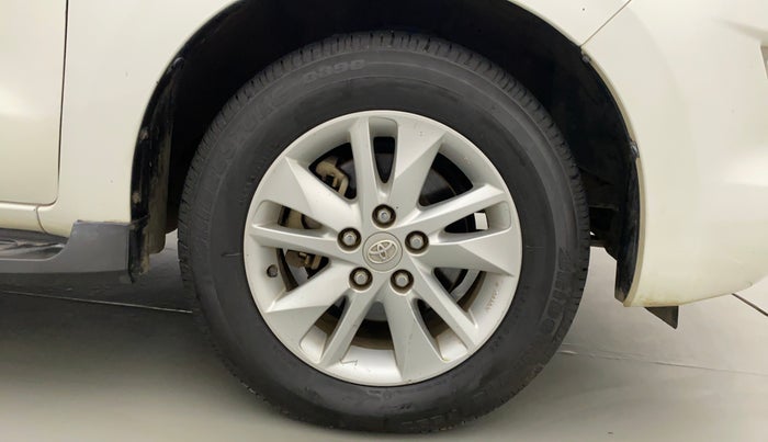 2020 Toyota Innova Crysta 2.4 VX 7 STR, Diesel, Manual, 47,338 km, Right Front Wheel