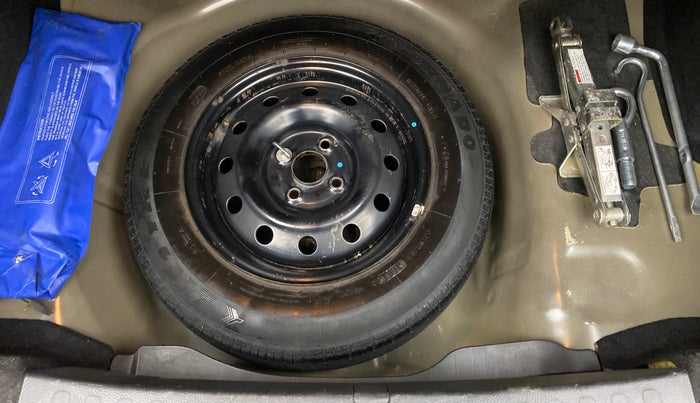 2016 Maruti Swift Dzire VDI ABS, Diesel, Manual, 61,935 km, Spare Tyre