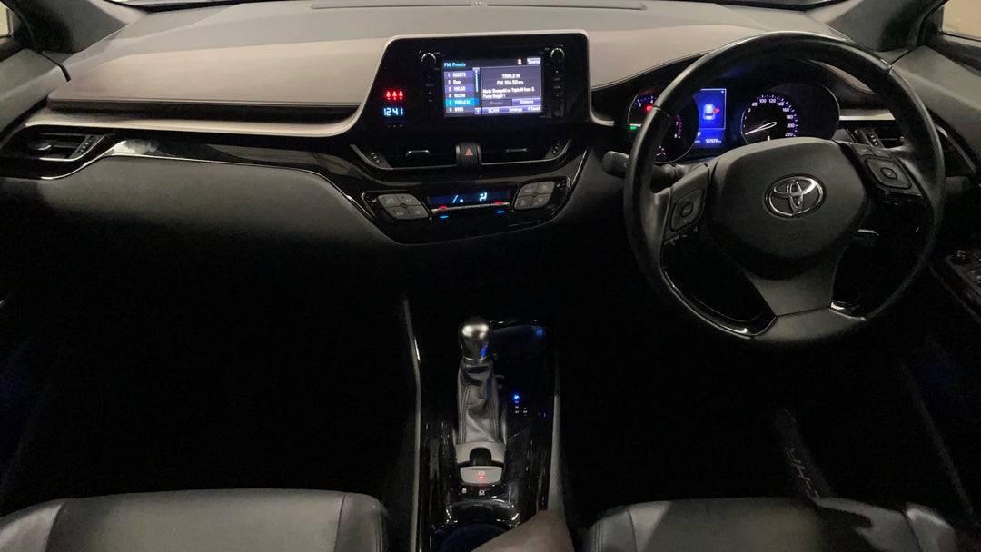 2018 Toyota C-HR Koba (2wd), Automatic, 107679 km, Dashboard View