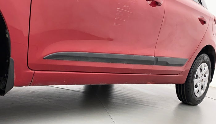 2016 Hyundai Elite i20 SPORTZ 1.2, Petrol, Manual, 33,272 km, Left running board - Paint has minor damage