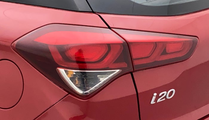 2016 Hyundai Elite i20 SPORTZ 1.2, Petrol, Manual, 33,272 km, Left tail light - Minor damage