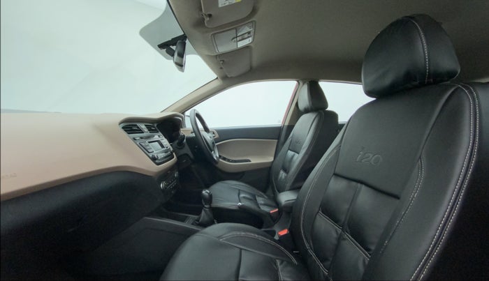 2016 Hyundai Elite i20 SPORTZ 1.2, Petrol, Manual, 33,272 km, Right Side Front Door Cabin
