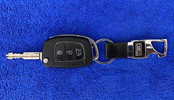 2016 Hyundai Elite i20 SPORTZ 1.2, Petrol, Manual, 33,272 km, Key Close Up