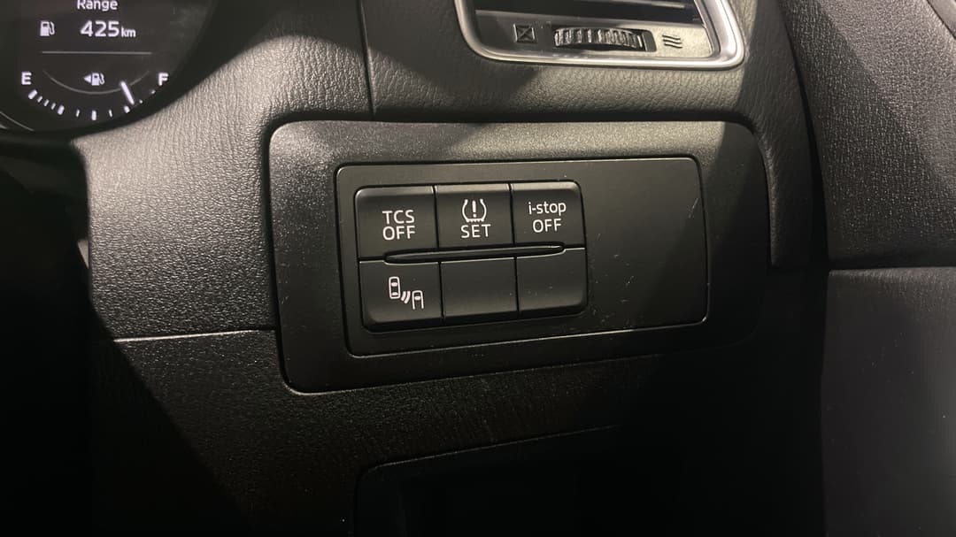 2015 Mazda CX-5 Maxx Sport (4x2), Automatic, 118975 km, Utility Switches/Buttons