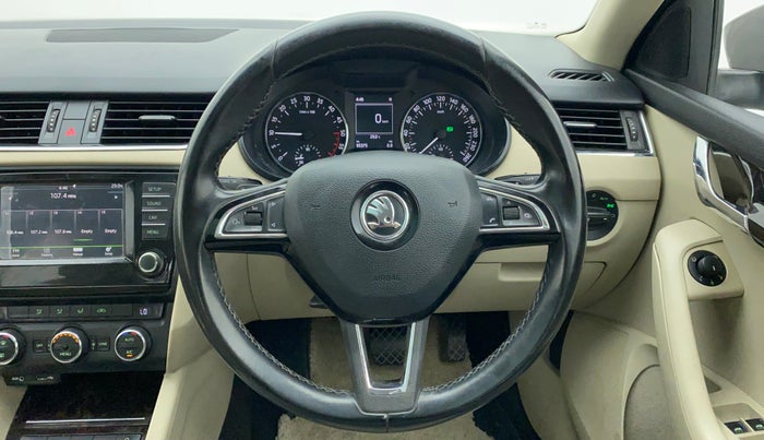 2016 Skoda Octavia 2.0 TDI STYLE PLUS AT, Diesel, Automatic, 96,455 km, Steering Wheel Close Up
