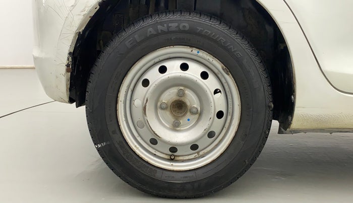 2012 Maruti Swift LXI, Petrol, Manual, 92,122 km, Right Rear Wheel