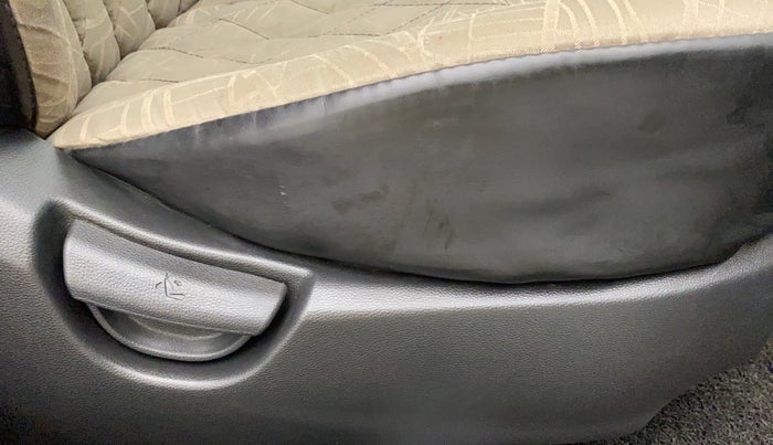 2019 Hyundai Grand i10 MAGNA 1.2 KAPPA VTVT, Petrol, Manual, 42,137 km, Driver Side Adjustment Panel