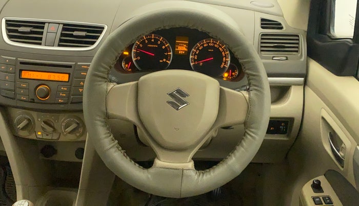 2014 Maruti Ertiga VXI CNG, CNG, Manual, 93,458 km, Steering Wheel Close Up
