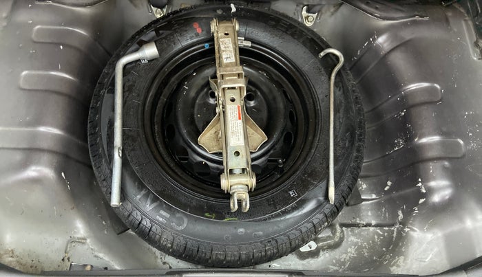 2018 Maruti Alto 800 LXI, Petrol, Manual, 36,905 km, Spare Tyre