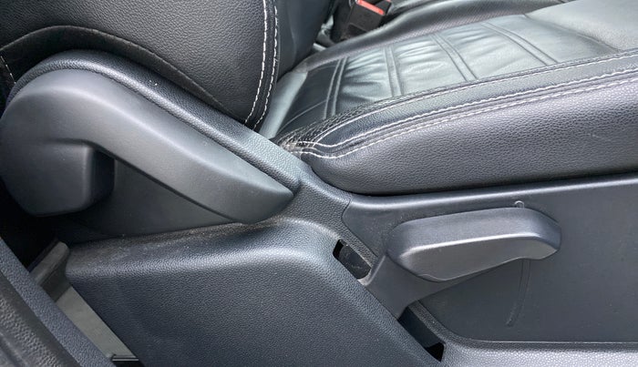 2018 Ford Ecosport TITANIUM + 1.5L PETROL AT, Petrol, Automatic, 31,153 km, Driver Side Adjustment Panel