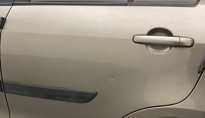 2017 Maruti Swift Dzire VXI, Petrol, Manual, 65,798 km, Rear left door - Minor scratches
