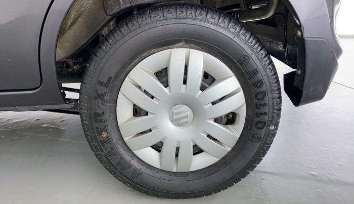 2018 Maruti Alto 800 LXI, Petrol, Manual, 8,385 km, Left Rear Wheel