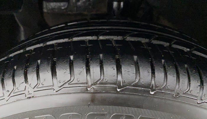 2016 Hyundai i20 Active 1.2 S, Petrol, Manual, 66,066 km, Left Front Tyre Tread