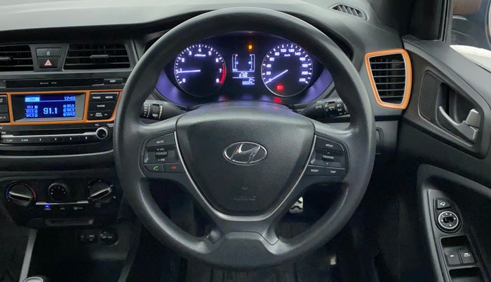 2016 Hyundai i20 Active 1.2 S, Petrol, Manual, 66,066 km, Steering Wheel Close Up