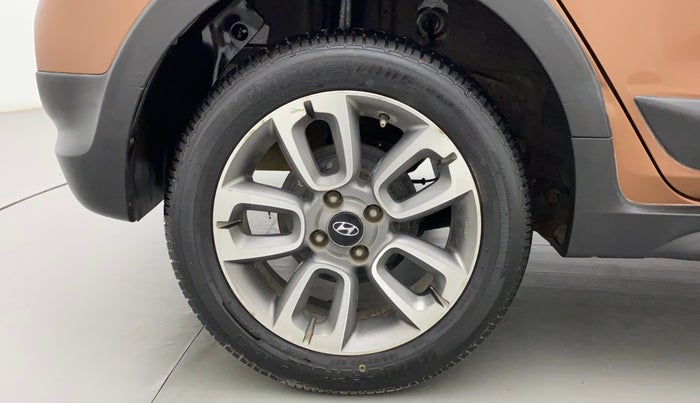 2016 Hyundai i20 Active 1.2 S, Petrol, Manual, 66,066 km, Right Rear Wheel