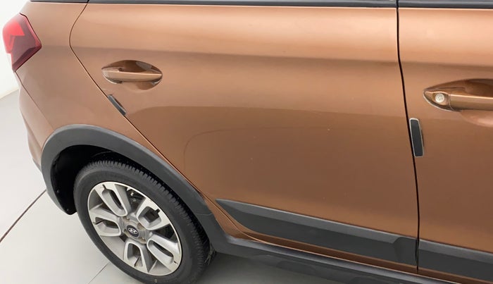2016 Hyundai i20 Active 1.2 S, Petrol, Manual, 66,066 km, Right rear door - Minor scratches