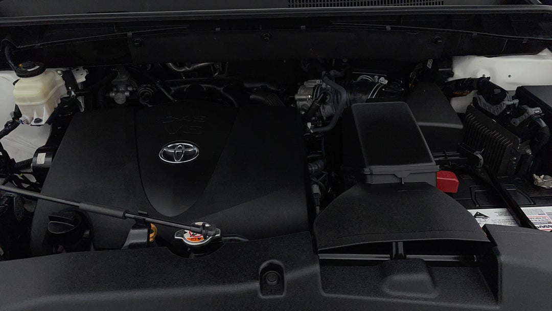 Open Bonnet (Engine)