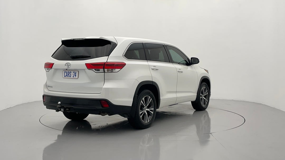 Right Back Diagonal (45- Degree) View