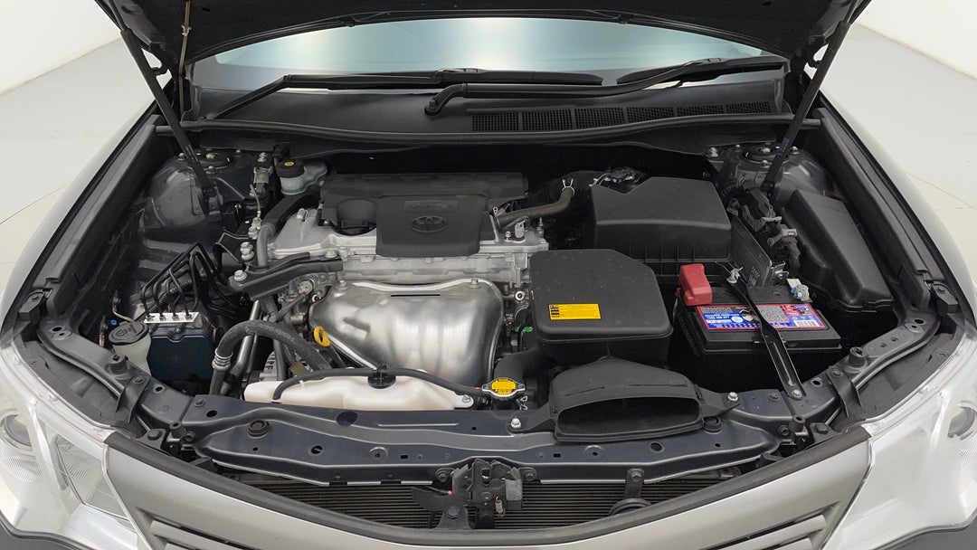 Open Bonnet (Engine)