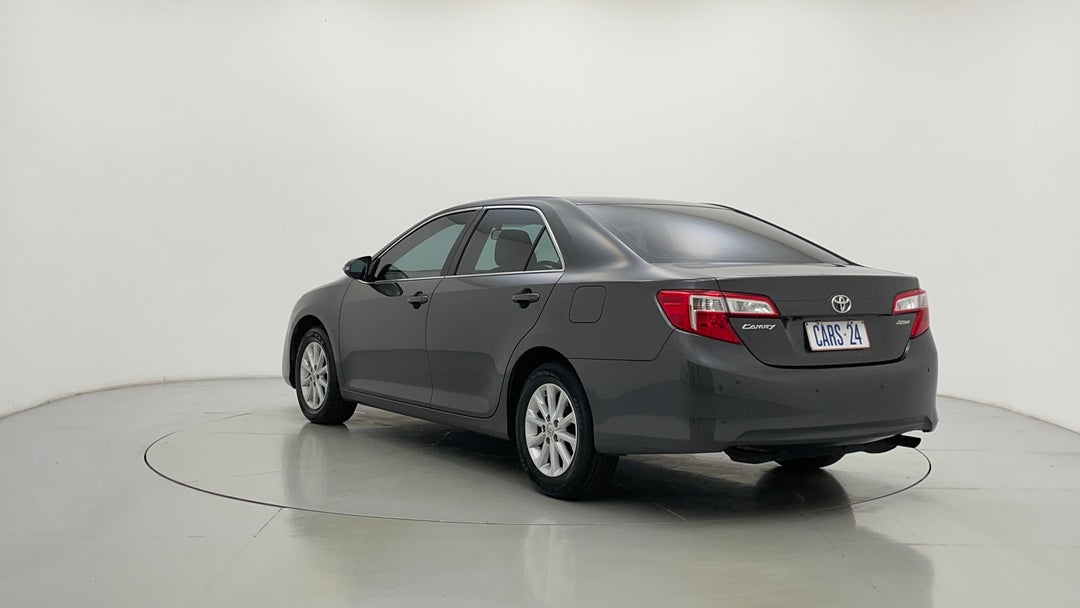 Left Back Diagonal (45- Degree) View