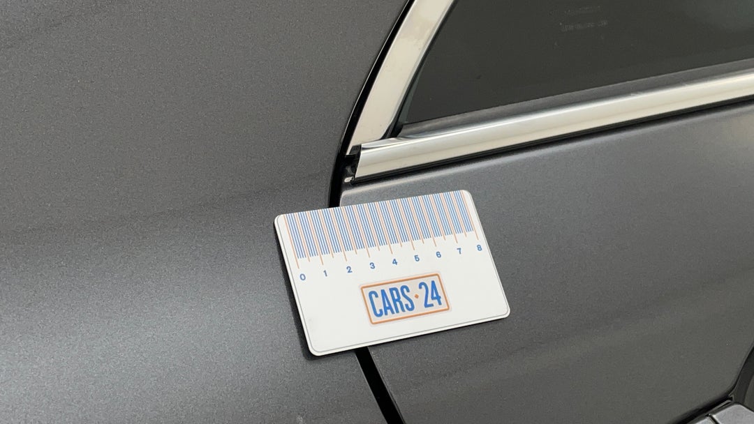 Doors Rear RHS Lining broken / damaged