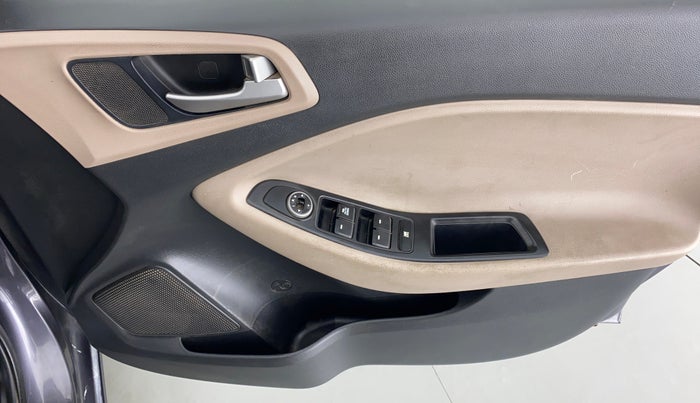 2019 Hyundai Elite i20 1.2 MAGNA PLUS VTVT, CNG, Manual, 62,694 km, Driver Side Door Panels Control