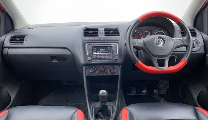 2017 Volkswagen Polo COMFORTLINE 1.2L, Petrol, Manual, 54,101 km, Dashboard