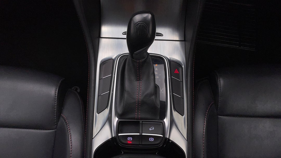 2022 MG HS Vibe, Automatic, 51130 km, Gear Lever 