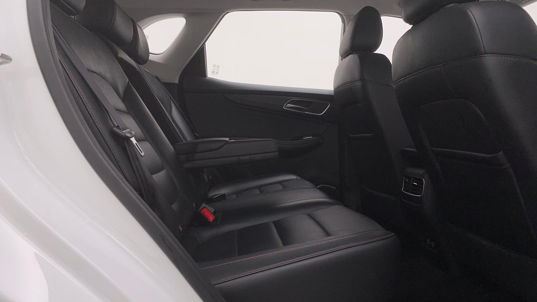 2022 MG HS Vibe, Automatic, 51130 km, Right Side Rear Door Cabin View