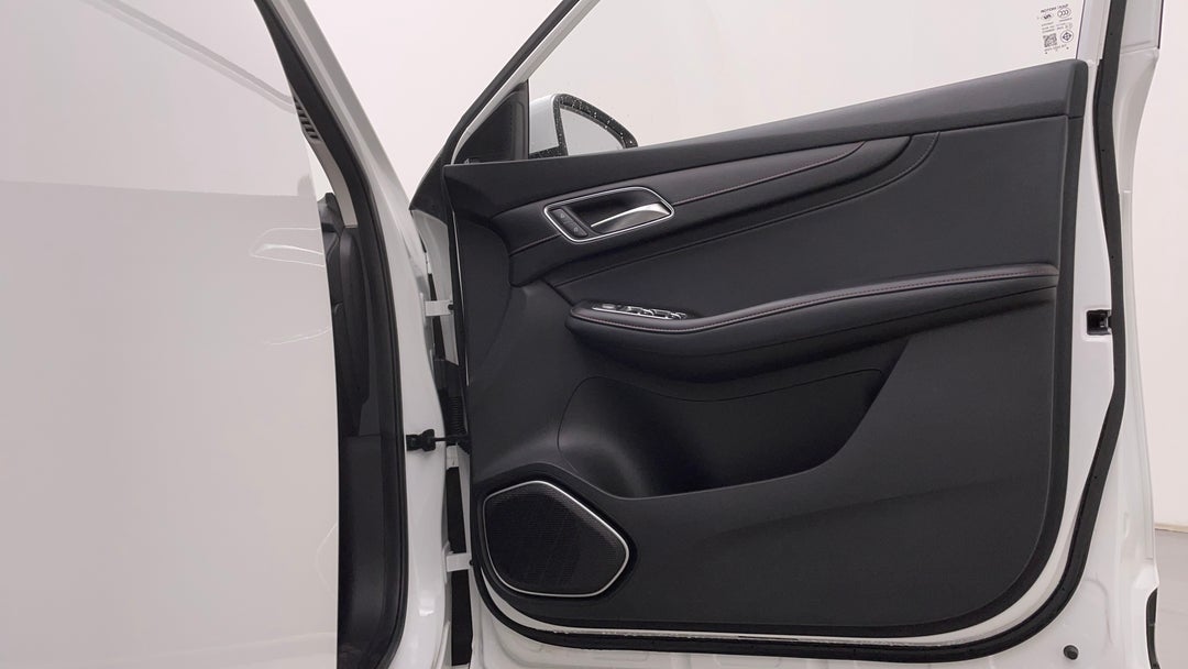 2022 MG HS Vibe, Automatic, 51130 km, Speaker View