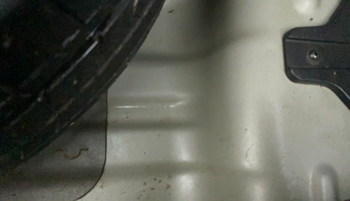 2016 Hyundai Creta 1.6 S, Petrol, Manual, 49,367 km, Boot floor - Slight discoloration